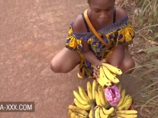 Black banana seller mademoiselle seduced for a incredible adult film