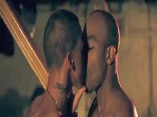 Homosexuell musik klammer auf rihanna-rude b-y