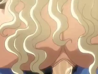 Stor meloned animen blondin knull